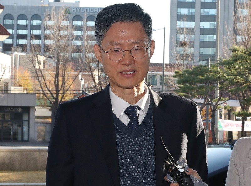 <b>문형배</b> 헌재소장 <b>대행</b> “비상 상황 신중, 민첩 대응할 것”