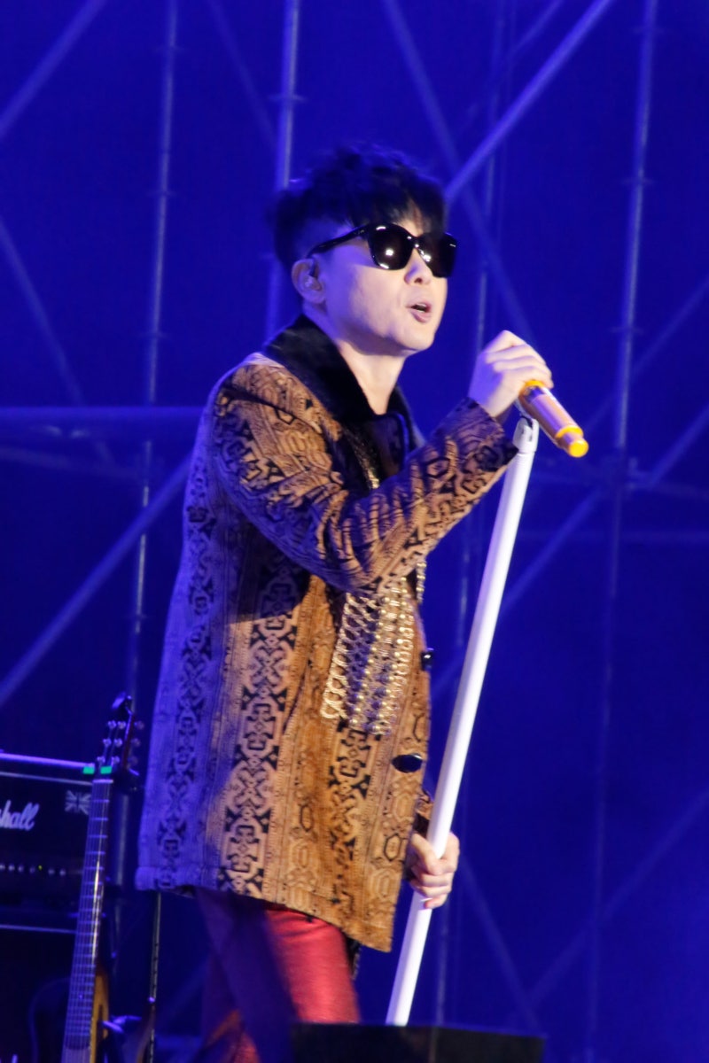 “예술은 시민 권리”... <b>이승환</b> ‘구미 공연’ <b>취소</b>에 음악인 긴급성명