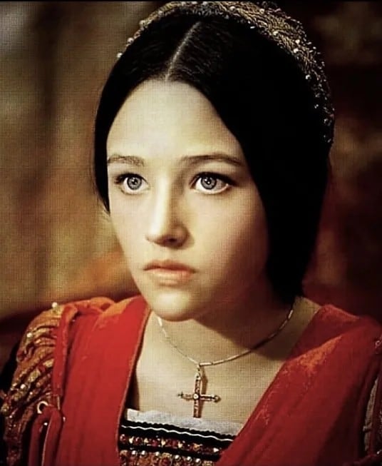세기의 미녀 ‘줄리엣’ <b>올리비아 핫세</b> 별세… 향년 73세