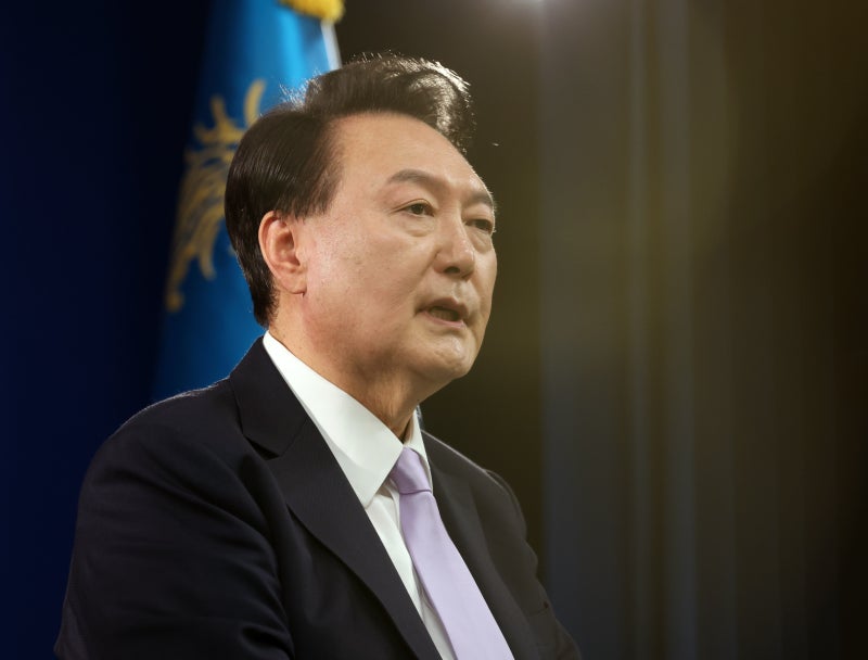 尹측, <b>체포</b>·수색<b>영장 이의신청 기각</b>에 재항고 검토