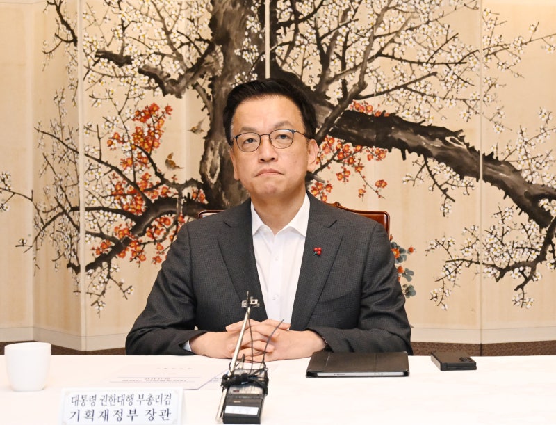 최상목 권한대행, 두 번째 <b>내란특검법</b>도 <b>거부권</b> 행사