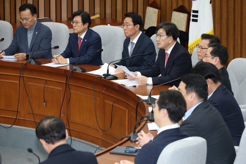 與, 故<b>오요안나</b> 직장 내 괴롭힘 <b>진상 규명</b>을 위한 <b>청문회</b> 추진