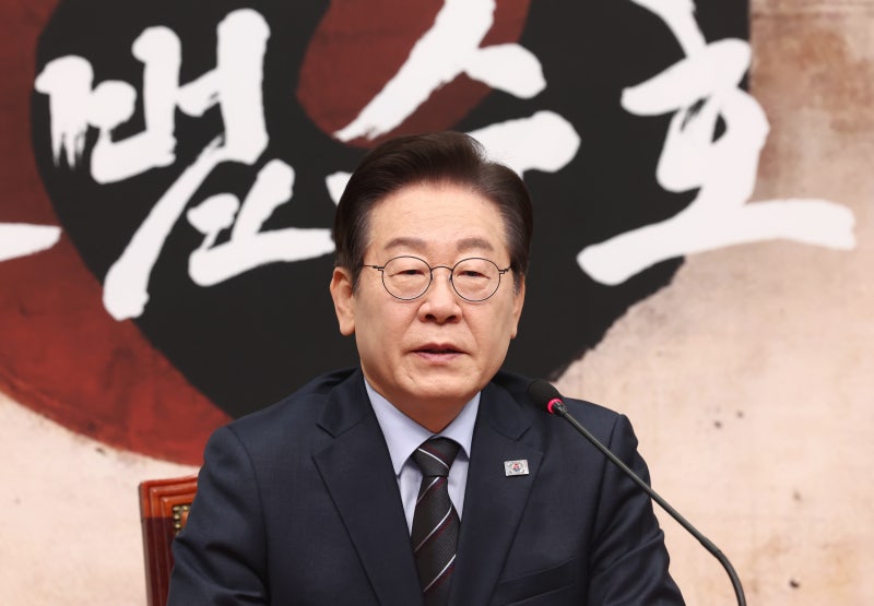 <b>이재명</b> “2월 임시회 끝나더라도 <b>상법</b> 반드시 <b>개정</b>할 것”