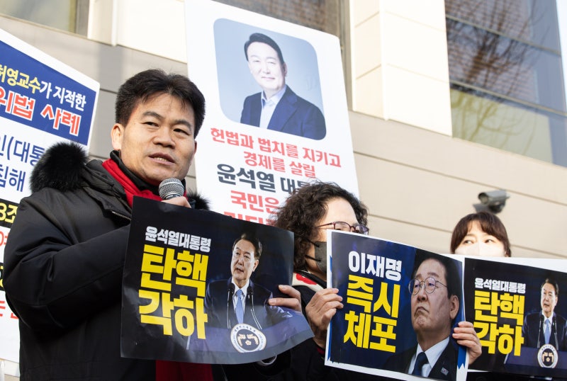 ‘<b>탄핵 반대</b> 일타 강사’ 전한길, ‘폭싹 속았수다’ 통편집 당한 이유...