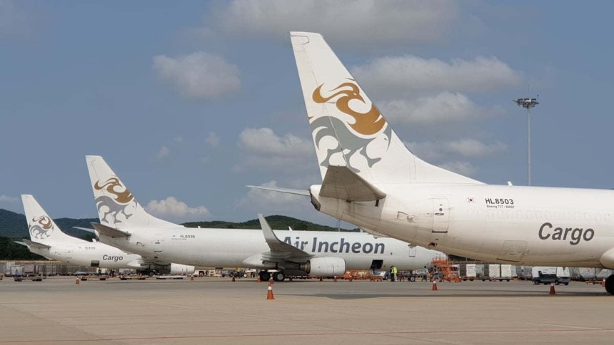 õ ȭ B737-800F (õ ).