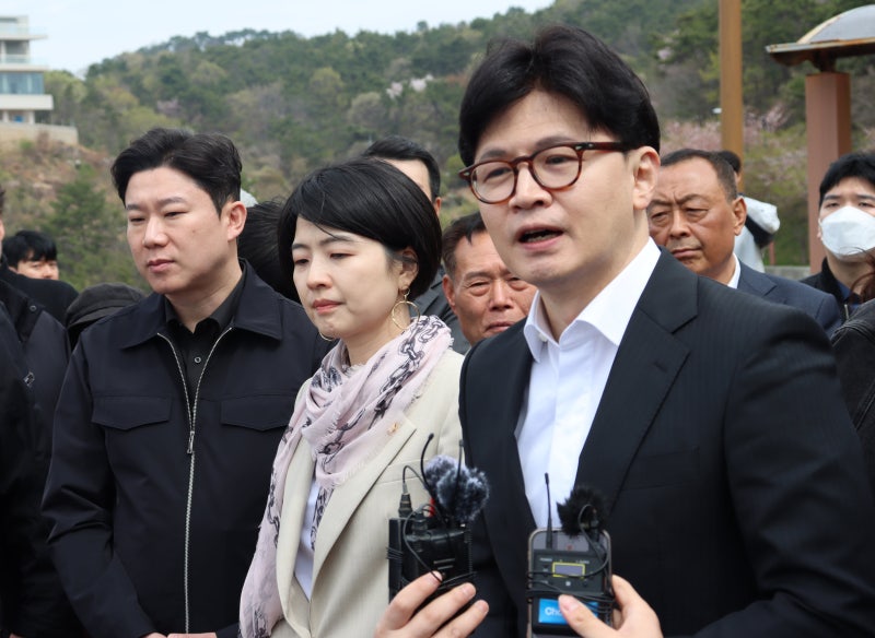 <b>한동훈</b> “3·4·7로 성장하는 <b>중산층</b> 시대 열겠다”
