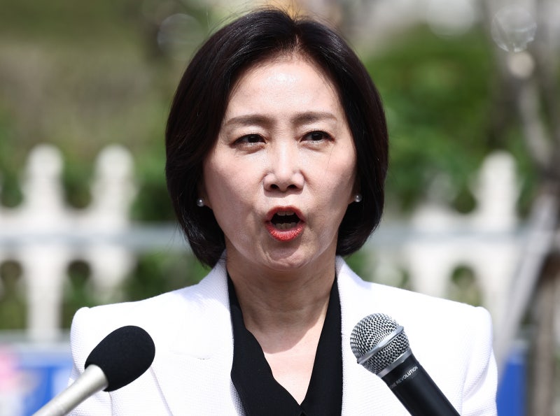 <b>허은아</b>, 개혁신당 탈당 후 <b>대선 출마</b> 선언… “당, 이준석 사유물 돼”
