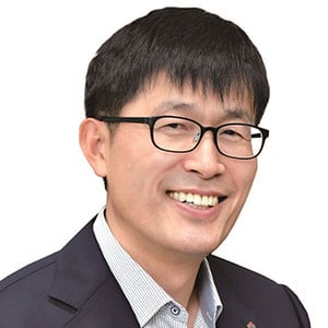 최용민 전 한국무역협회 국제무역통상연구원장 - 현 광운대·숭실대 겸임교수,<a href=
