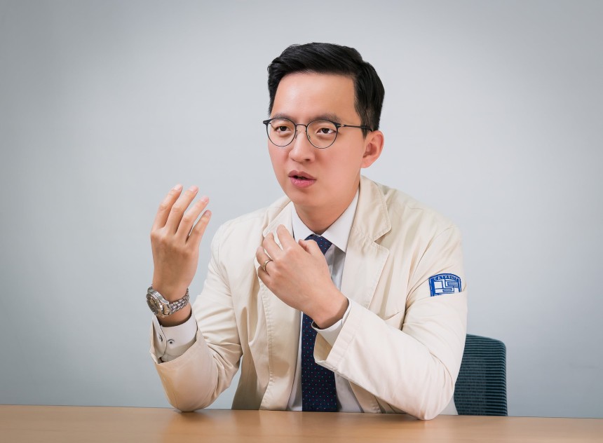 이준희 대한조현병학회 정보이사(서울성모병원 정신건강의학과 교수)는 4월 24일 조선비즈와 만나 "조현병은 약물 치료를 통해 증상을 크게 개선할 수 있는 질환"이라며 "국내 환자들이 꾸준히 치료받을 수 있도록 돕는 제
