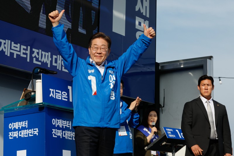 이재명·김문수·이준석, 대선 <b>승부</b>처 ‘PK 민심 잡기’ 총력전... 차별...