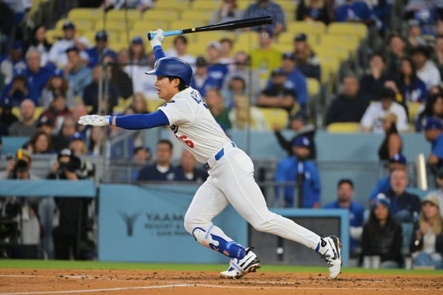 <b>김혜성</b>, MLB 데뷔 후 첫 5출루… 오타니와 ‘찰떡궁합’