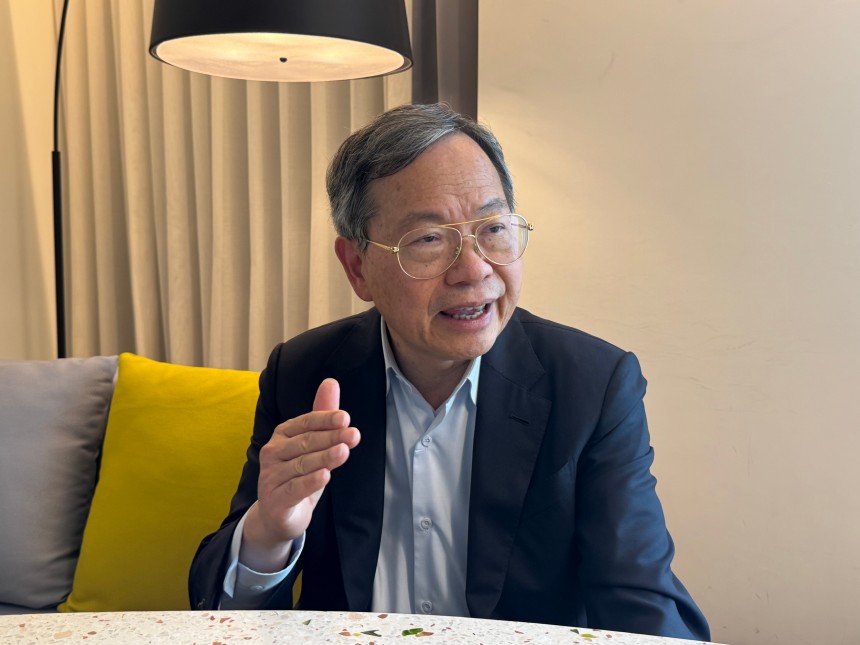 찰스 리앙 슈퍼마이크로 최고경영자(CEO)가 지난 21일(현지시각) 대만 타이베이에서 조선비즈와 인터뷰하고 있다./타이베이=전병수 기자