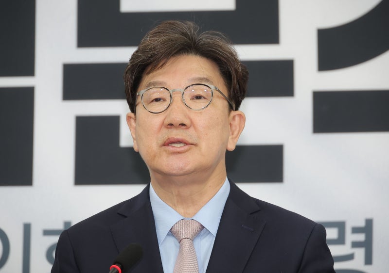 국민의힘 의원단 “김문수로 <b>이재명 총통 독재</b> 막아달라” 대국민 호소...