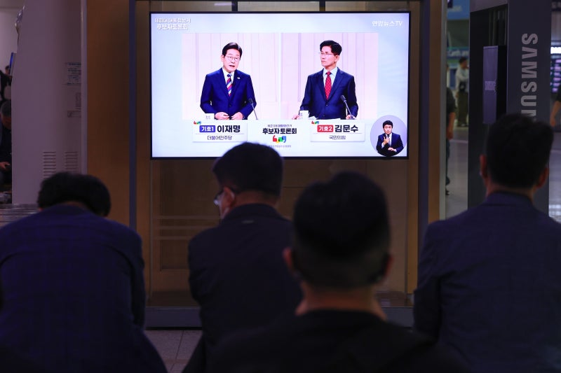 대선후보 마지막 <b>토론</b>, <b>이재명</b> ‘사법리스크’ 집중 포화…공약 검증은...