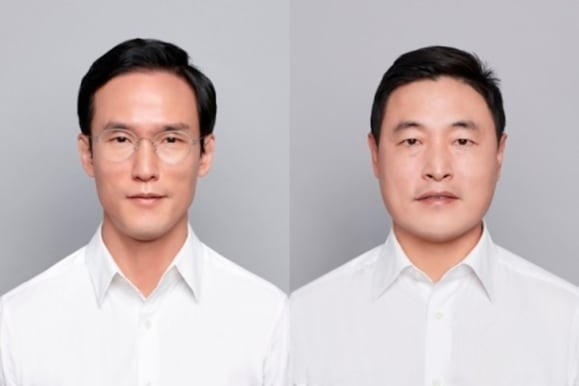 조현범(왼쪽) 한국앤컴퍼니 사장과 조현식 부회장.