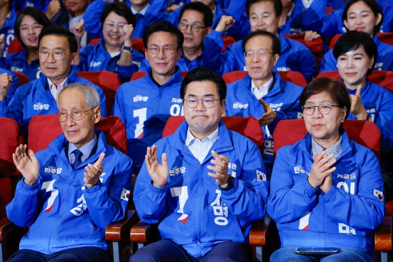 박찬대, ‘李 과반 득표’에 “<b>국민</b>이 내란 정권에 <b>불호령 심판</b>”