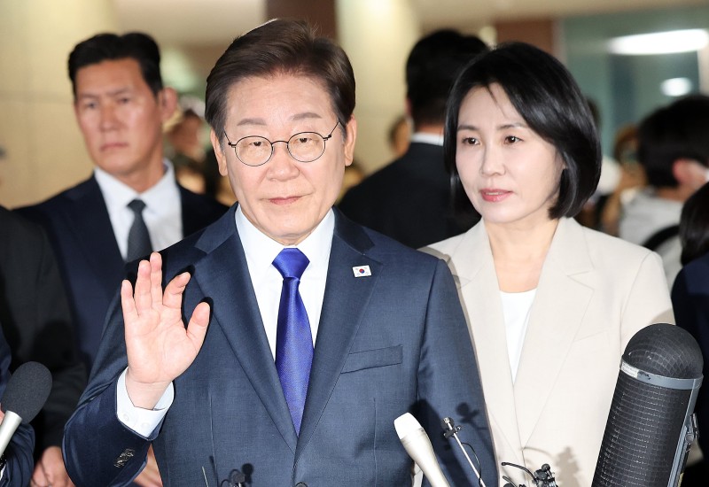 [속보] 개표율 70%…이재명 48.53%·김문수 42.94%·<b>이준석</b> 7.48%