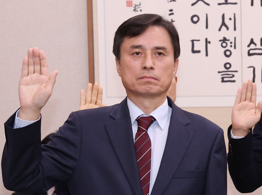 이재명 대통령은 12일 내란특검법에 따른 특별검사로 민주당이 추천한 조은석 전 감사원장 권한대행을 지명했다./뉴스1