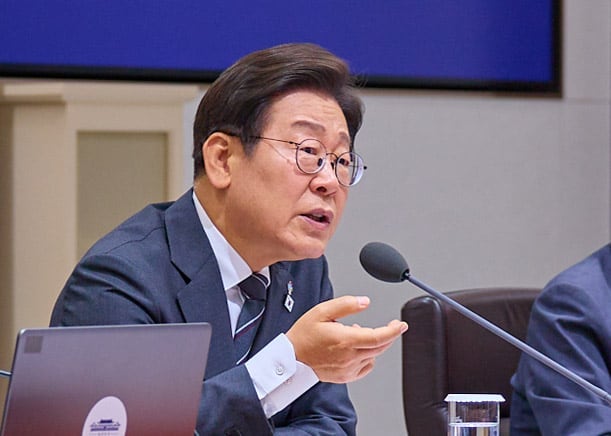 이재명 대통령이 지난 19일 서울 용산 대통령실청사에서 제26회 국무회의를 주재하고 있다. /이재명 대통령 SNS