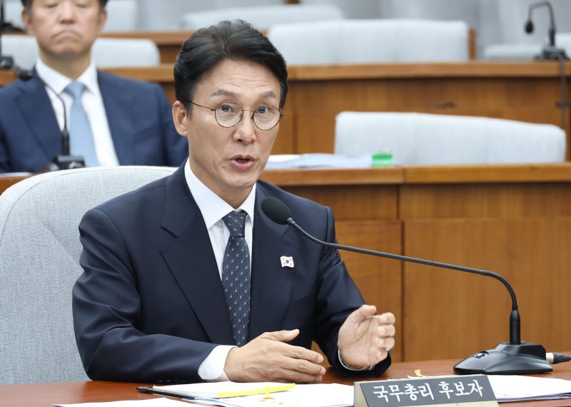 <b>김민석</b>, ‘<b>6억</b> 소득 불분명’ 의혹에 “조의금 1.<b>6억</b>, 출판기념회 2.5억...