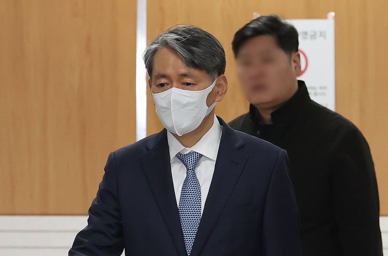 <b>조지호</b> 경찰청장 <b>탄핵 심판</b> 첫 준비기일… ‘형법상 내란죄’ 철회 두고...