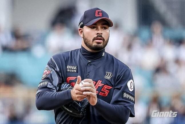 롯데 <b>감보아</b> KBO <b>6월 MVP</b>… 대체 투수 역대 두 번째