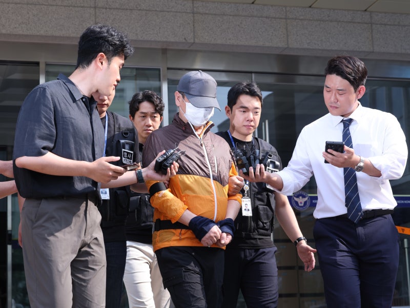 경찰 “인천 <b>송도</b> ‘아들 <b>총기</b> 살해’ 피의자, 사이코패스 아냐”