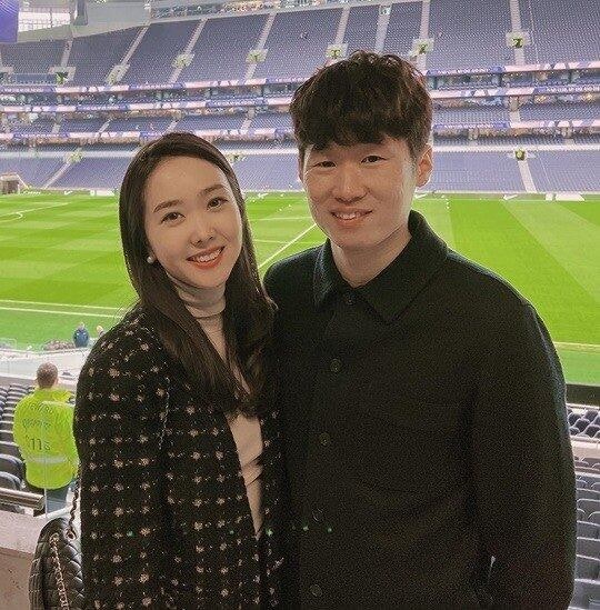 이혼하고 셋째 임신? <b>박지성</b> 아내 <b>김민지</b>, <b>가짜 뉴스</b>에 ‘분노’