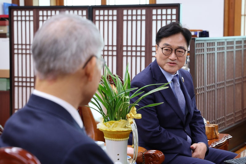 우원식 “<b>사법부</b>, <b>신뢰회복</b> 결자해지 해야” 법원행정처장 “내부 논의...