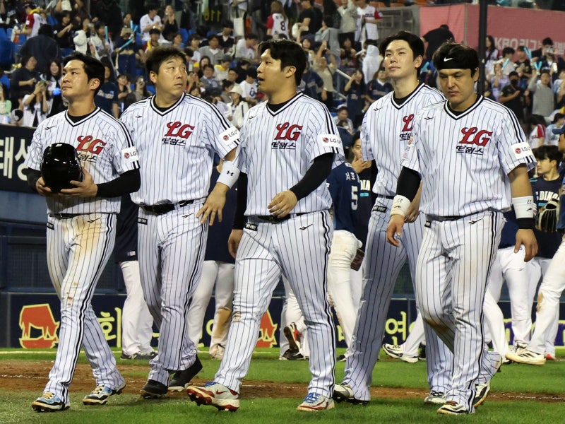 프로야구 <b>LG</b>, NC전 패배에도 정규시즌 <b>우승</b> 확정