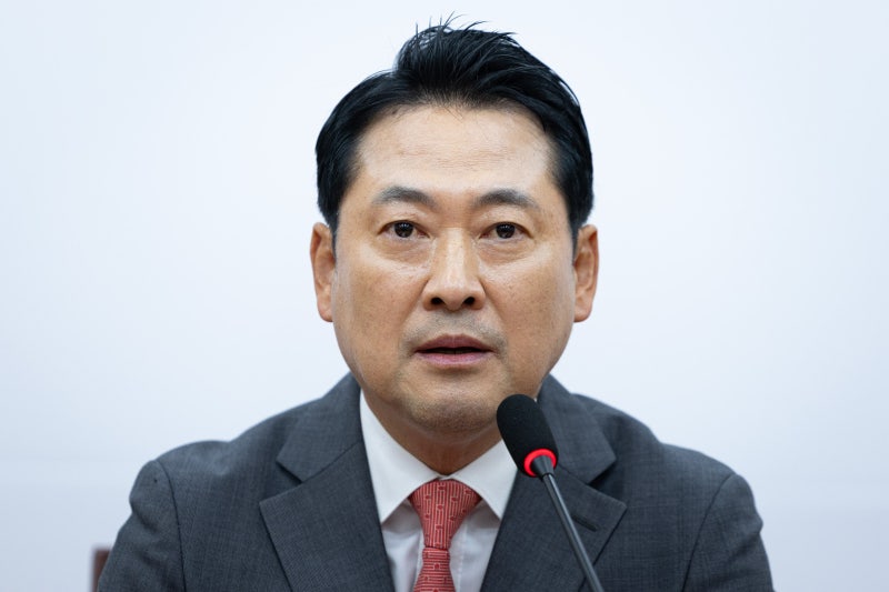 “최고 존엄 김현지 <b>논란</b>에 <b>이진숙 체포</b>로 여론 덮었다”… 국힘, 대여...