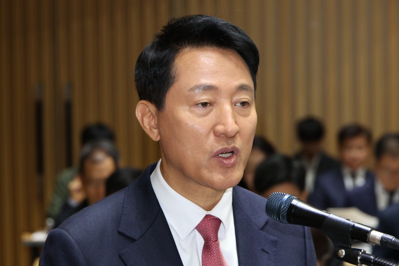 <b>오세훈</b>, <b>국감</b> 증인 출석 앞둔 <b>명태균</b>에 “거짓에 능한 사람”