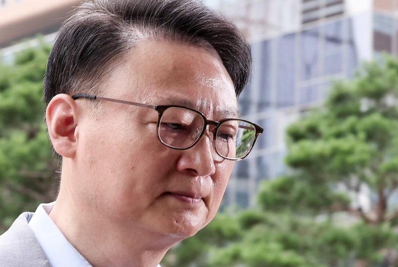 ‘<b>웰바이오텍 주가조작</b>’ <b>구세현</b> 前 대표 구속심사 출석