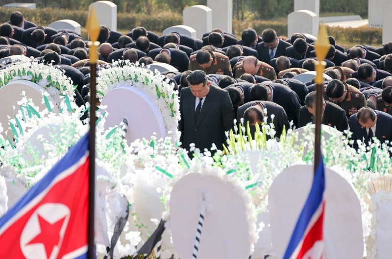 ‘北 외교원로’ <b>김영남 영결식</b>…김정은 참석