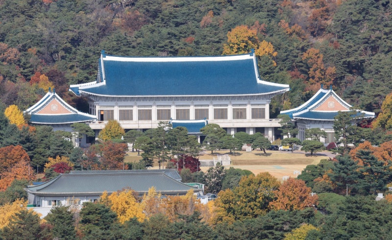 다시 청와대로…<b>대통령</b>실 내달 14일 전후 이전