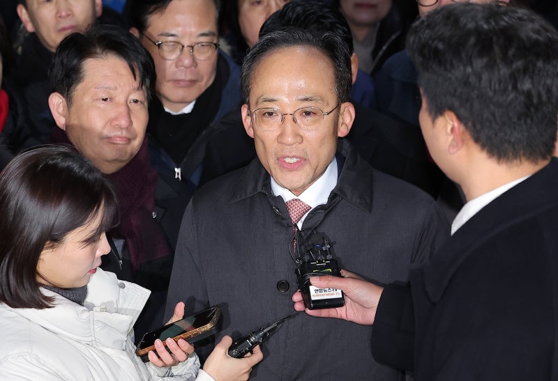 <b>추경호</b>, 내란특검 <b>기소</b>에 “혐의 허구 입증할 것”