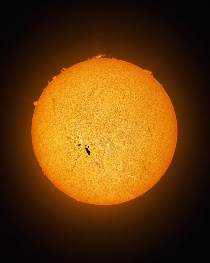 네이처 선정 2025년 최고의 과학사진./Andrew McCarthy/cosmicbackground.io