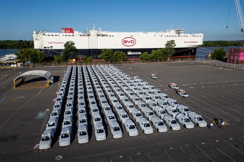 'LFP 전성시대'... 전기차 탑재 삼원계 배터리 성장세 압도 - 뉴스 썸네일 이미지