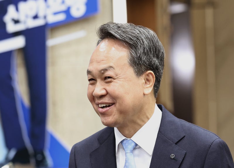 신한금융 회장 연임 확정