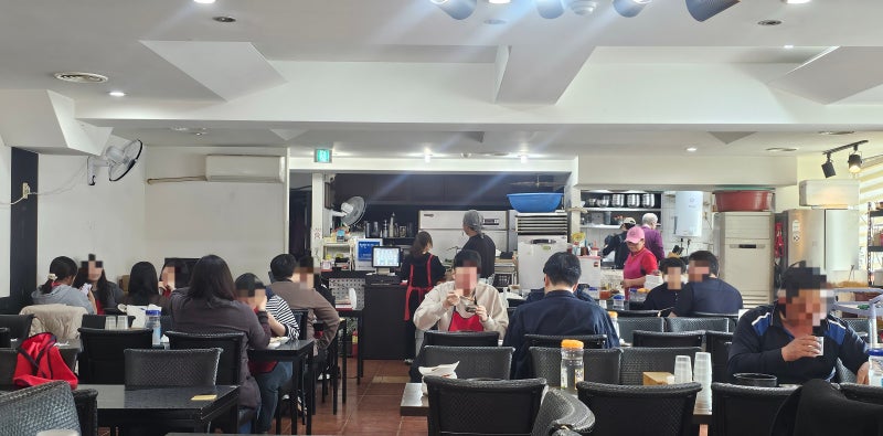 [르포] '거지맵' 타고 강남세무서까지... '런치플레이션' 속 붐비는... - 뉴스 썸네일 이미지