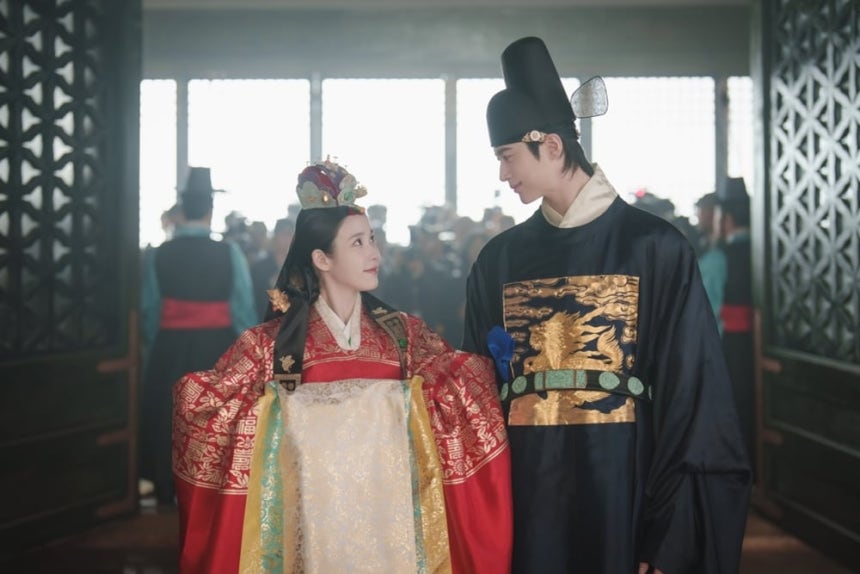 MBC 드라마 '21세기 대군부인' 방송 화면. /뉴스1