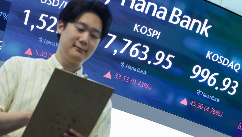[마켓뷰] 바닥 다진 코스피, 상승 반전… 코스닥은 급등