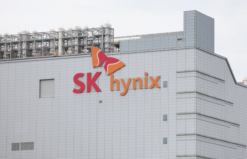 SK하이닉스, 이르면 8월 ADR 상장…코리아 디스카운트 해소 기대