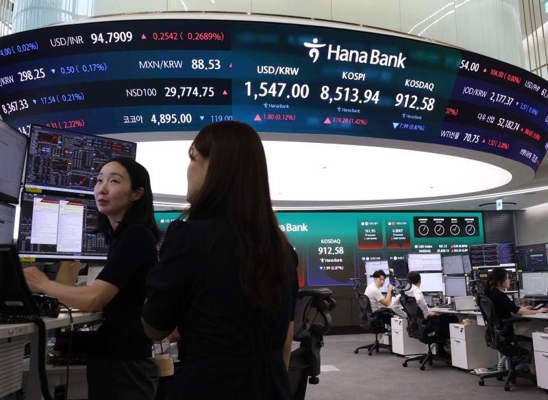 상승 출발했지만… 코스피, 외국인 매도에 ‘휘청’