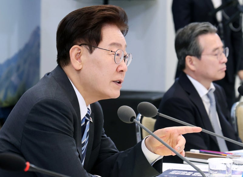 李, ‘<b>삼전닉스 레버리지</b> ETF’ 사태에 “보완책 신속 마련하라”