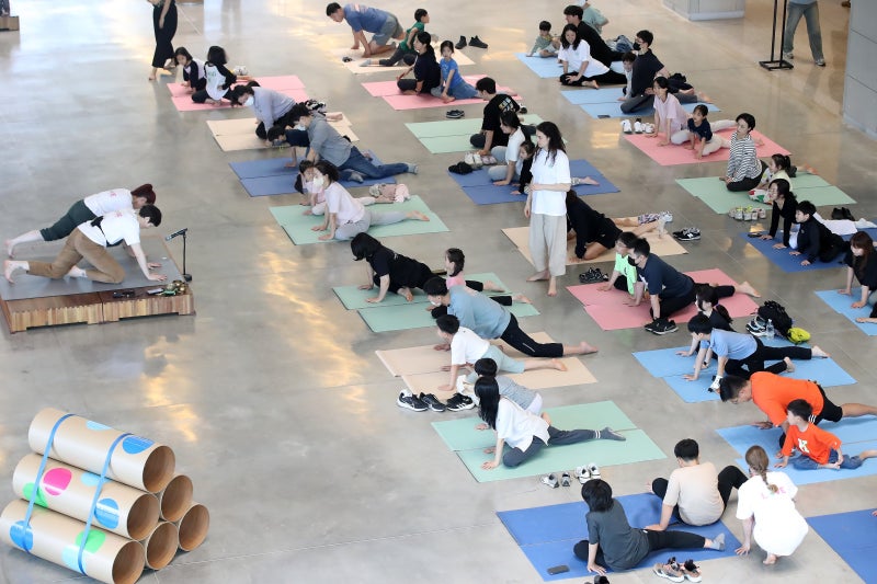 <b>공정위</b>, 요가·필라테스 <b>표준약관</b> 제정… 휴·폐업 14일 전 회원에게 알...