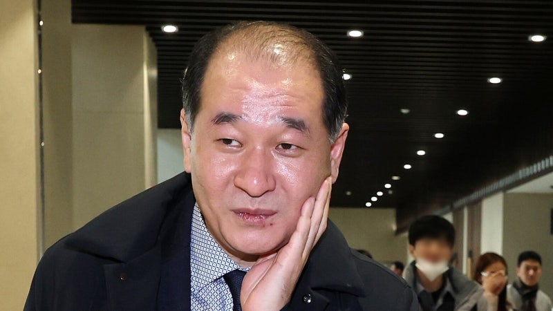 검찰, ‘<b>최태원</b> 동거인 간첩설’ 배터리 아저씨 벌금형에 항소