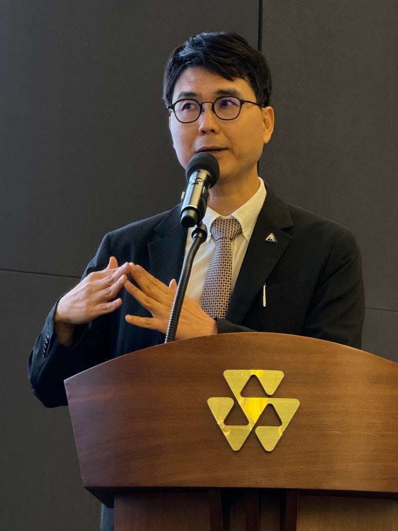 '美 3상 유효성 실패'...위약에 발목 잡힌 코오롱티슈진, 남은 임상이... - 뉴스 썸네일 이미지