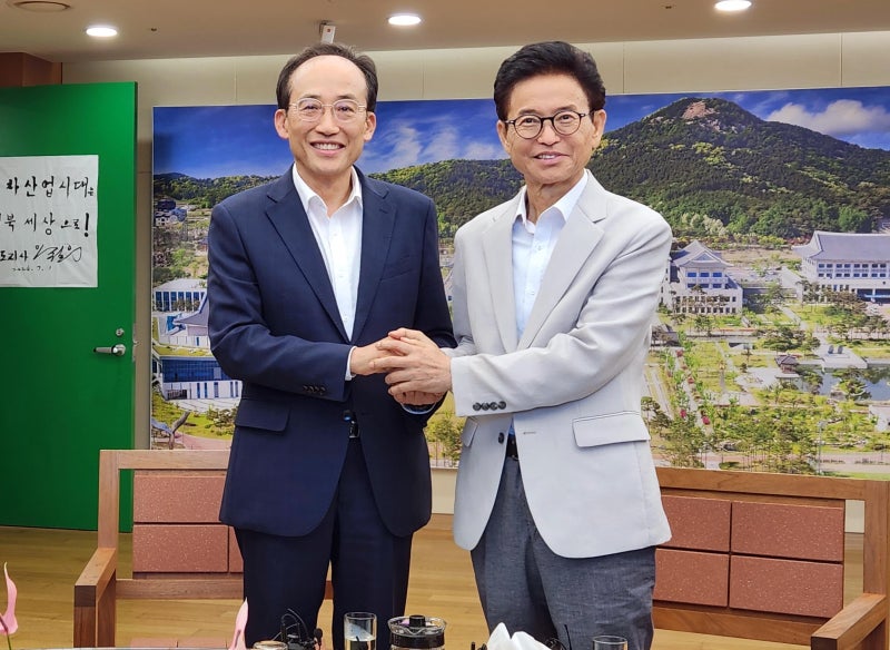 <b>추경호</b>·<b>이철우</b>, 민선 9기 출범 후 첫 <b>회동</b>…신공항·행정통합·공공기...