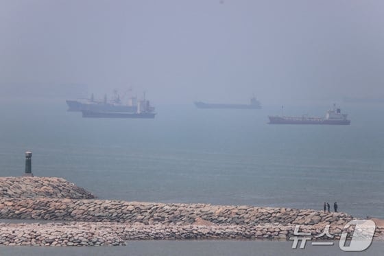 <b>이란</b> “<b>호르무즈</b> 해협 <b>재개방</b> 협상, 합의에 매우 근접”